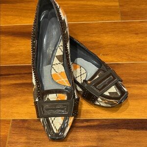 Stylish Women's Loafers in Brown and Orange